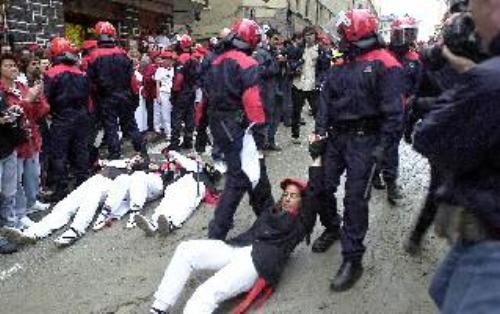 G25_13-imagen12-Mujeres-alarde-Irun